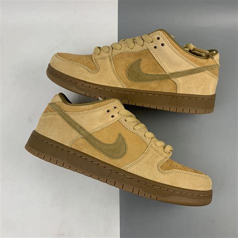 nike dunk low retro wheat.